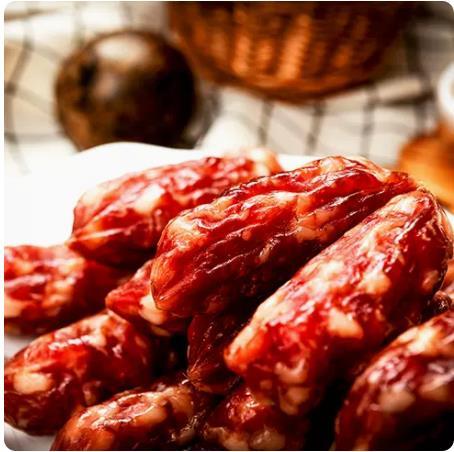 吃货优选| 定制款 礼盒3斤 暖记广式腊味 优质腊肠1斤 优质粒粒肠1斤 浓香腊肉1斤 商品图1