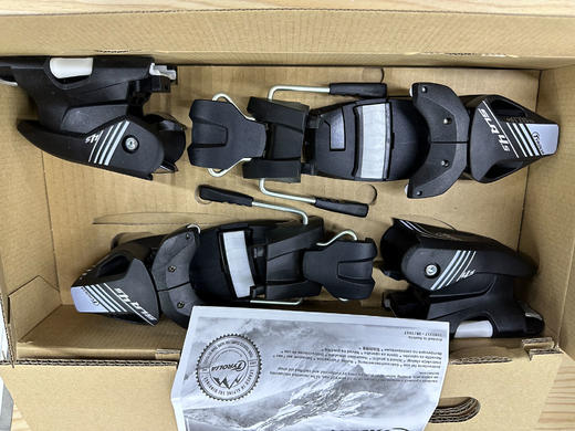 【五折特卖】TYROLIA SLR 4.5 AC 双板儿童自由式固定器 黑白色 尺码4.5 114073 商品图1