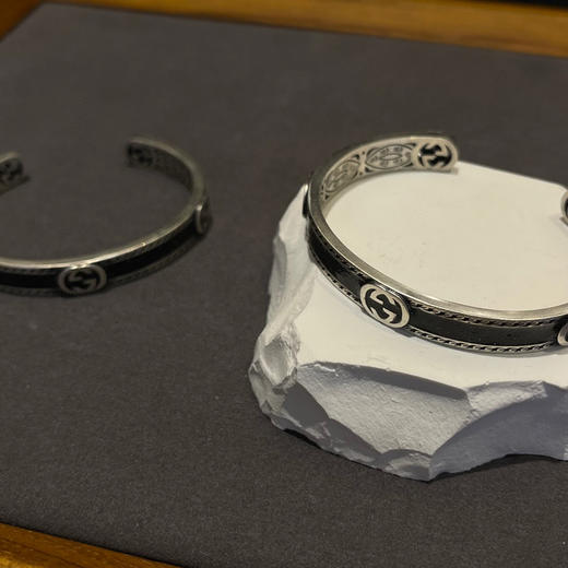 Gucci 古驰  黑珐琅手镯 商品图3