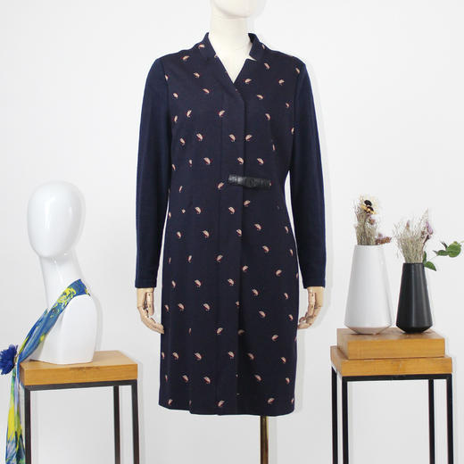 FOCALS福柯斯新款通勤V领长袖针织提花中长款连衣裙FRG3X623BV 商品图0