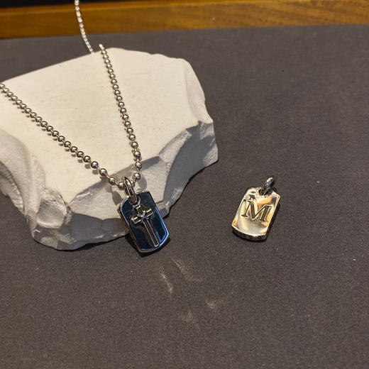 克罗心 双面佩戴   十字架&M字母 商品图5