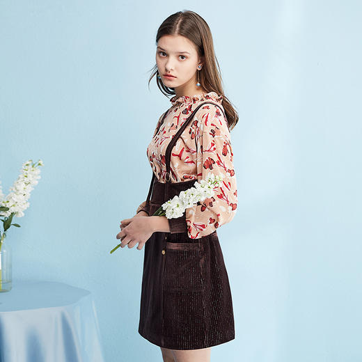 2018夏装新款时尚套装碎花雪纺衫+丝绒背带连衣裙女两件套[] 商品图0