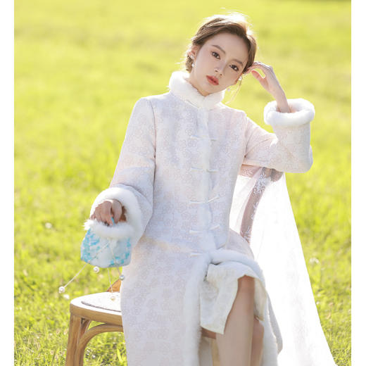 LSB1779 白色旗袍秋冬季2022年新款长袖中国风年轻款少女长袖加厚外披外套 商品图4
