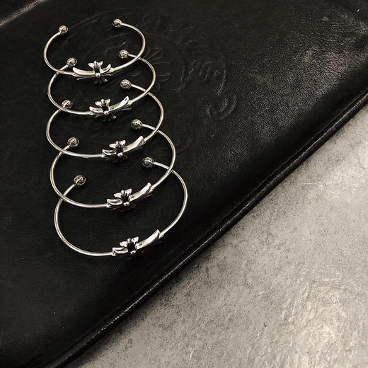 克罗心Chrome hearts 十字手镯 商品图3