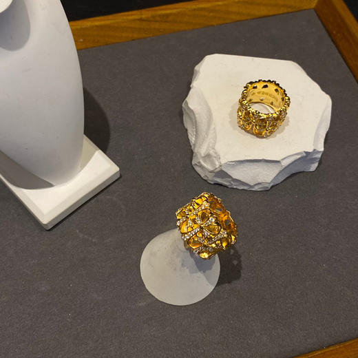 22k镀金镶石墓葬戒 商品图3