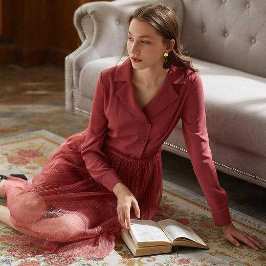 欧芮儿2018秋装新收腰显瘦翻折V领衬衫长袖网纱连衣裙女中长款 商品图1