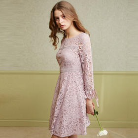 欧芮儿2019春 蝴蝶结收腰a字裙女长袖粉色蕾丝连衣裙中长款