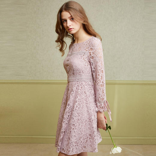 欧芮儿2019春 蝴蝶结收腰a字裙女长袖粉色蕾丝连衣裙中长款 商品图0
