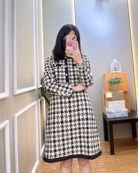 女小香风长袖连衣裙