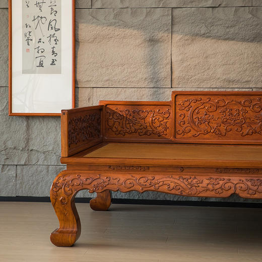 二十世纪 黄花梨浮雕螭龙灵芝三弯腿三围屏罗汉床 商品图1