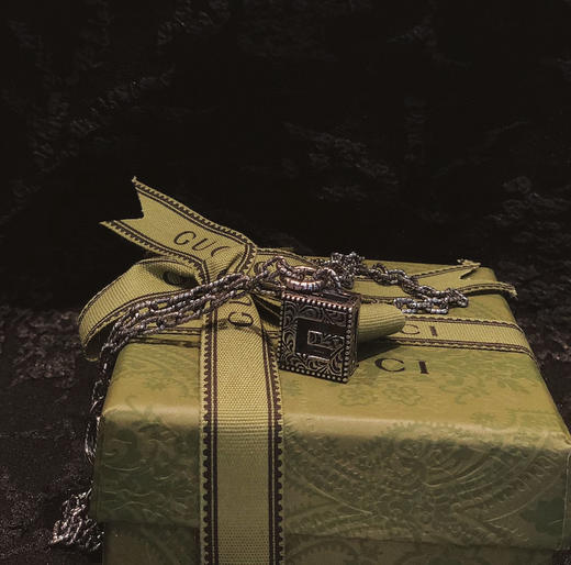 𝐆𝐮𝐜𝐜*  纯银做旧 十字雕花镂空 G字方形图案 商品图3