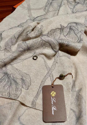 围巾。 出口欧洲