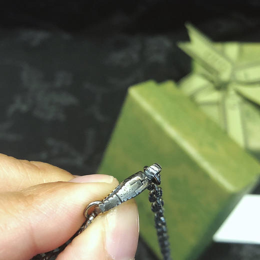 𝐆𝐮𝐜𝐜*  纯银做旧 十字雕花镂空 G字方形图案 商品图1