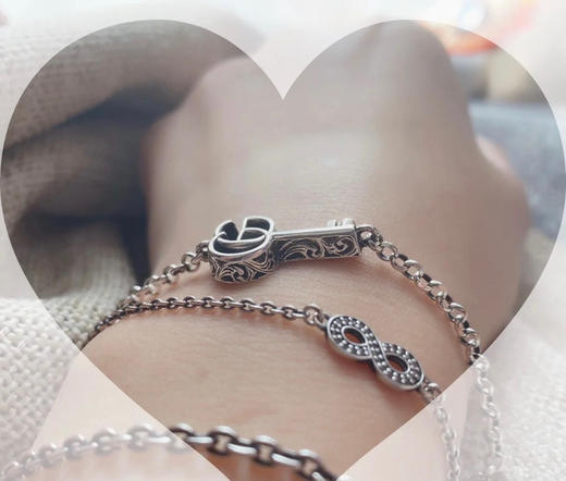 情人节的爆款手链 专柜版本
Gucci钥匙手链 商品图1