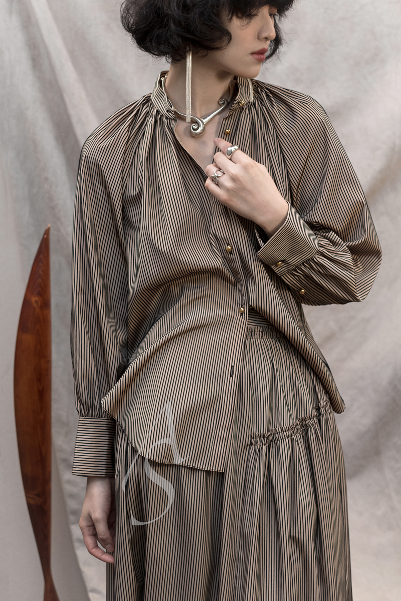 Saskia Diez  银色流苏耳钉/耳夹（一对）