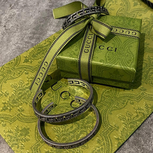 𝐆𝐮𝐜𝐜* 9mm方形G镂空手镯 商品图3