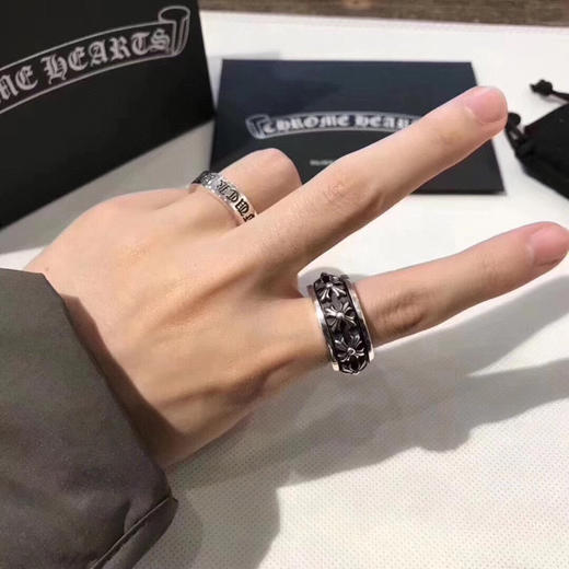 十字花旋转戒指 商品图0