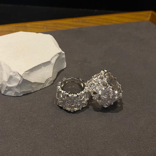 白金圆形墓葬戒 商品图7