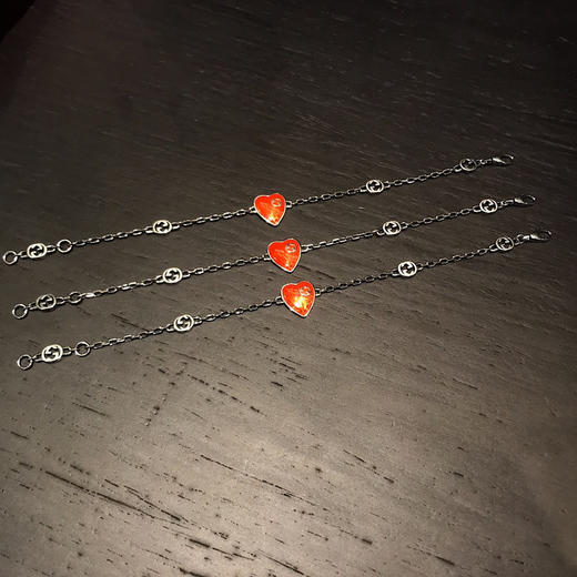 𝐆𝐮𝐜𝐜* 珐琅红心手链 商品图8