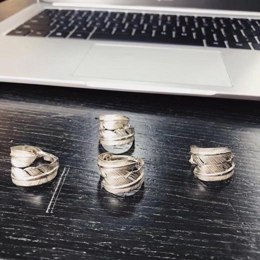 Goro’s 高桥吾郎 热卖款纯银色羽毛戒 商品图5