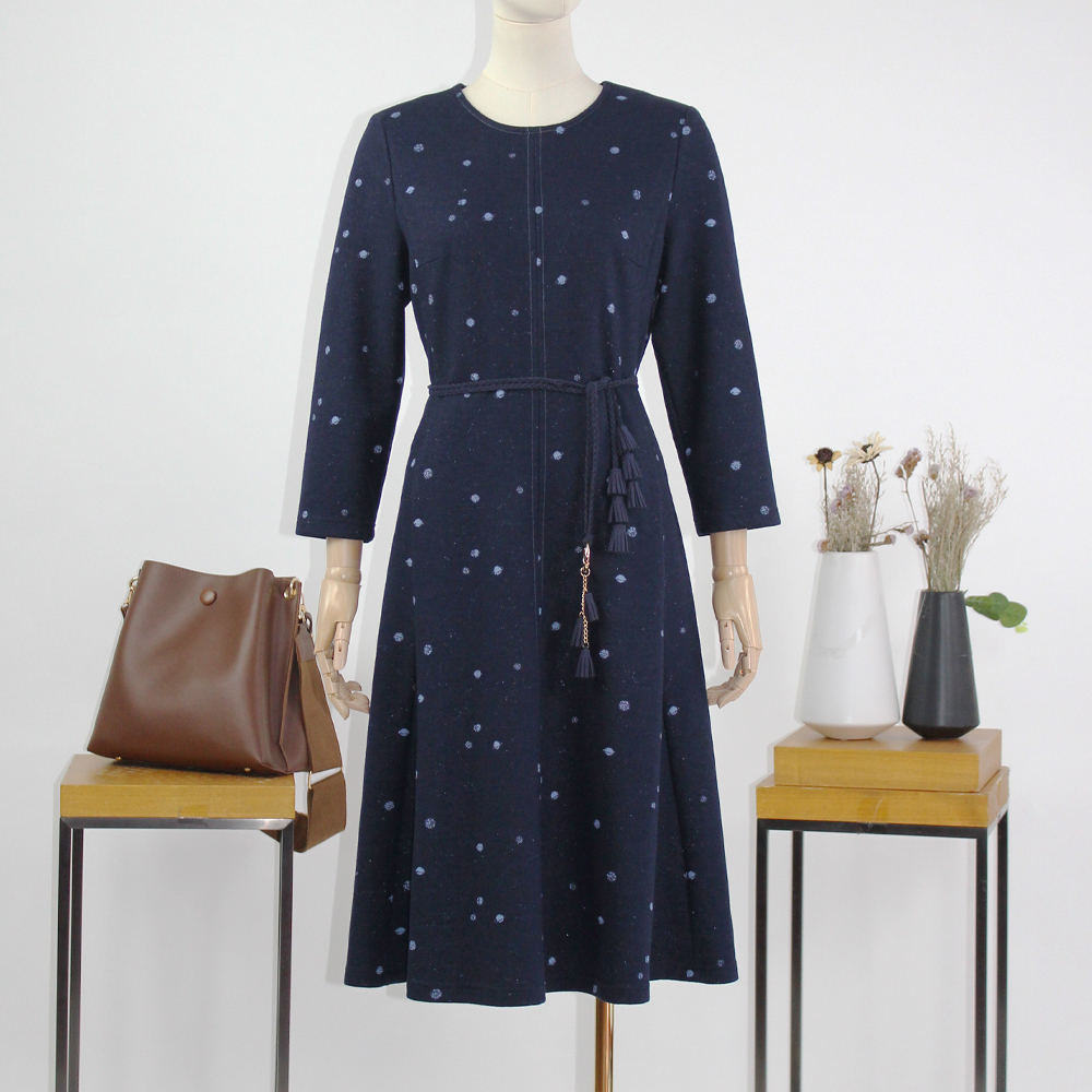 FOCALS福柯斯新款通勤圆领长袖羊毛针织中长款连衣裙F2Y3X673BV