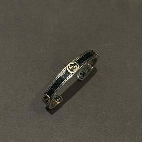 Gucci 古驰  黑珐琅手镯