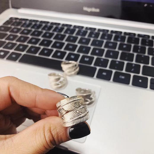 Goro’s 高桥吾郎 热卖款纯银色羽毛戒 商品图3