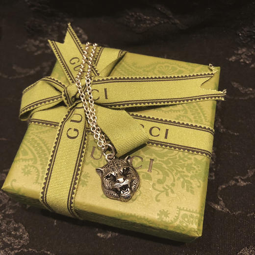 𝐆𝐮𝐜𝐜*做旧虎头银项链 商品图4