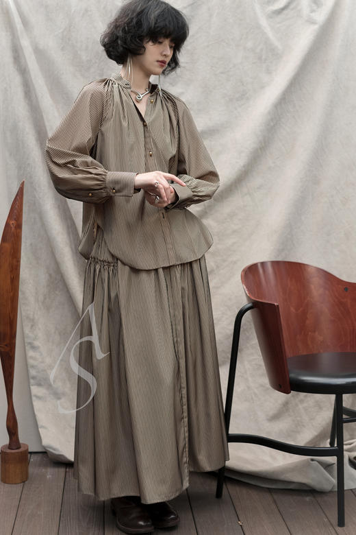 Ashlyn 铜金色grace条纹丝绒抽褶半裙 商品图3