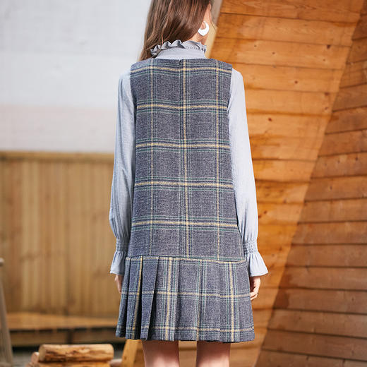 欧芮儿 2019春装新款女装预售 无袖背带格子荷叶边连衣裙女中长款 商品图1