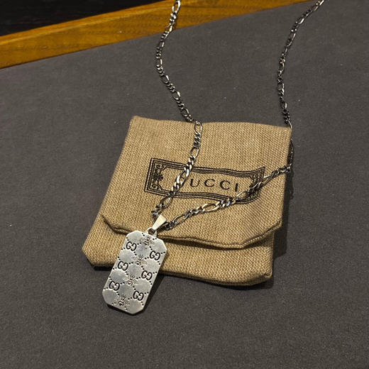 Gucci古驰   蜜蜂刻花项链 商品图1