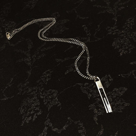 𝐆𝐮𝐜𝐜*情侣G字竖长条吊坠牌 商品图0