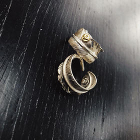 高桥Goro’s 点鹰羽毛开口戒指