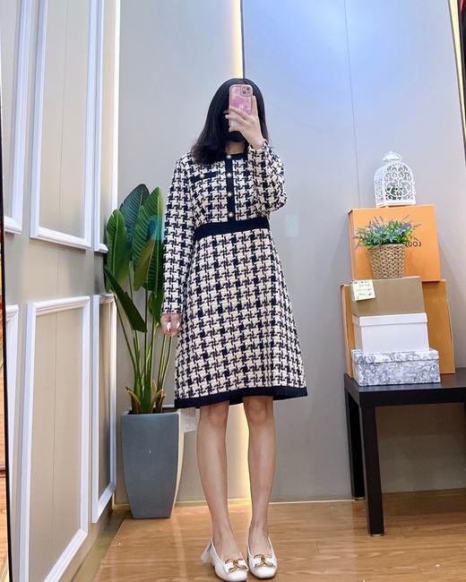 女小香风长袖连衣裙 商品图3