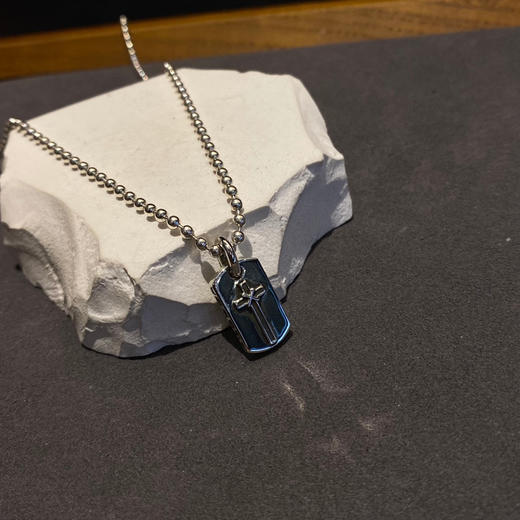 克罗心 双面佩戴   十字架&M字母 商品图4