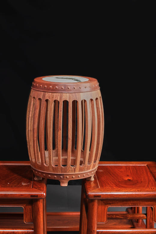 红桥红  家具严选  缅甸花梨（大果紫檀）【48 石面 直棂式鼓凳】 商品图0