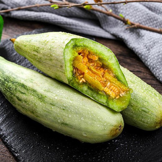 羊角蜜既有养眼的翠绿又有爽口的酥脆  一口下去真的可以爽到心窝里  真的是满口生香！！ 商品图4