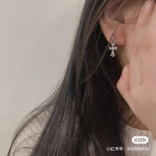 𝗖𝗵𝗿𝗼𝗺𝗲 𝗛𝗲𝗮𝗿𝘁𝘀 Babyfat 镶石耳钉 商品图0