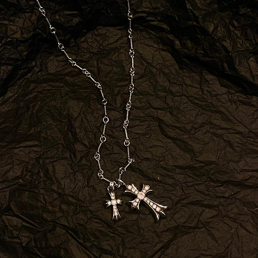 𝐂𝐡𝐫𝐨𝐦𝐞 𝐡𝐞𝐚𝐫𝐭𝐬 克罗心粉钻大小十字架项链 商品图7