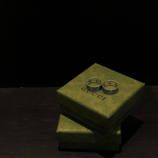 𝐆𝐮𝐜𝐜•雏菊纯银 InterlockingG 女士戒指 窄8.5mm 商品图7