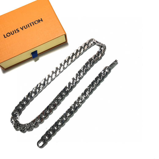 Louis Vuitton LV Chain Links 钢制金属logo项链 商品图3