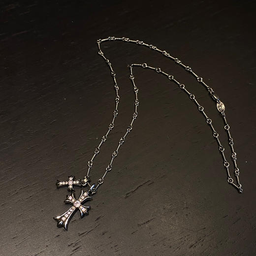 𝐂𝐡𝐫𝐨𝐦𝐞 𝐡𝐞𝐚𝐫𝐭𝐬 克罗心粉钻大小十字架项链 商品图5