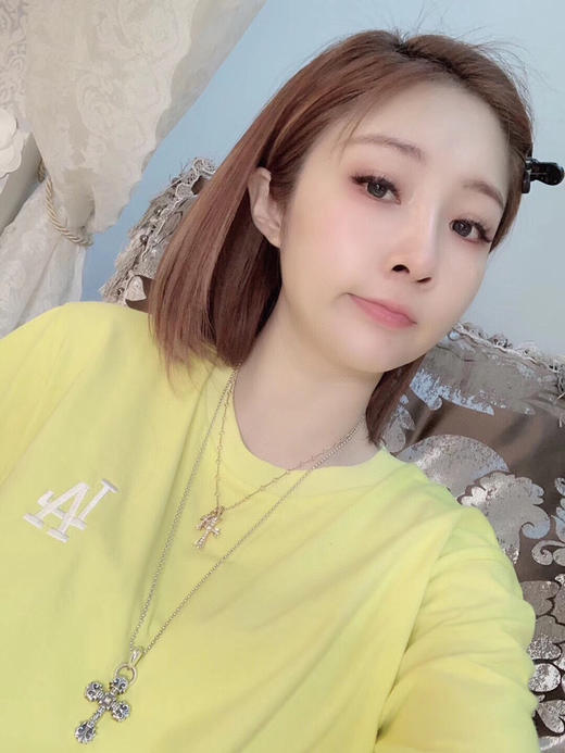 克罗心经典火焰十字架项链 商品图6