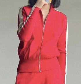 撞色拼接拉链套装。黑色 红色 自己备注号码颜色