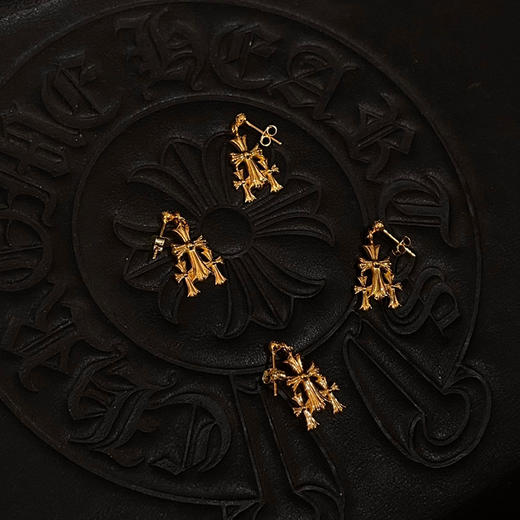 𝐂𝐡𝐫𝐨𝐦𝐞 𝐡𝐞𝐚𝐫𝐭𝐬克罗心  镀金三十字架耳钉 商品图5