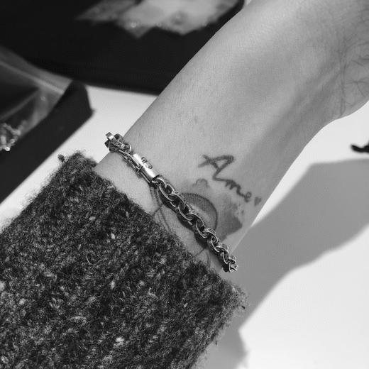 CH字母情侣手链 商品图0