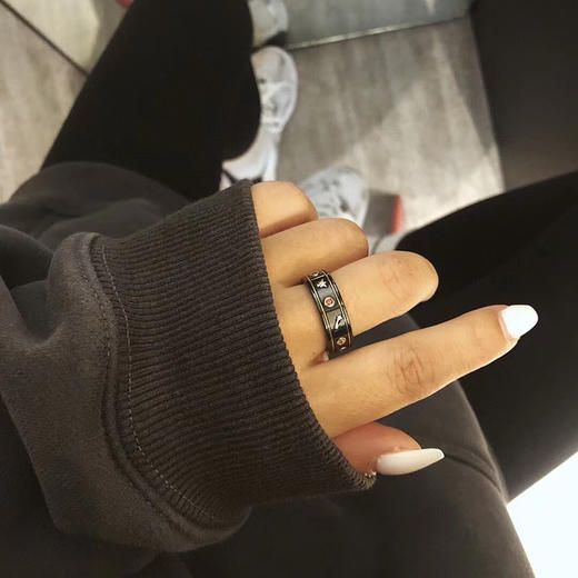 𝐆𝐮𝐜𝐜* Lcon 陶瓷戒指 商品图0