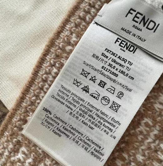 字母提花围巾。30*180 商品图11