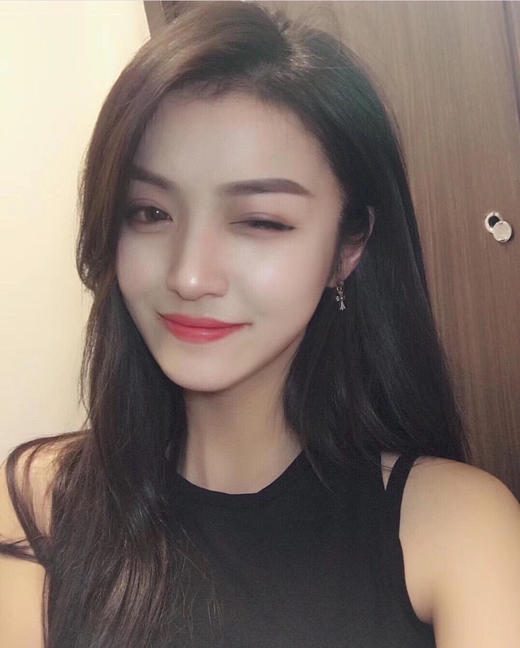 Chrome hearts 克罗心十字耳钉 商品图1