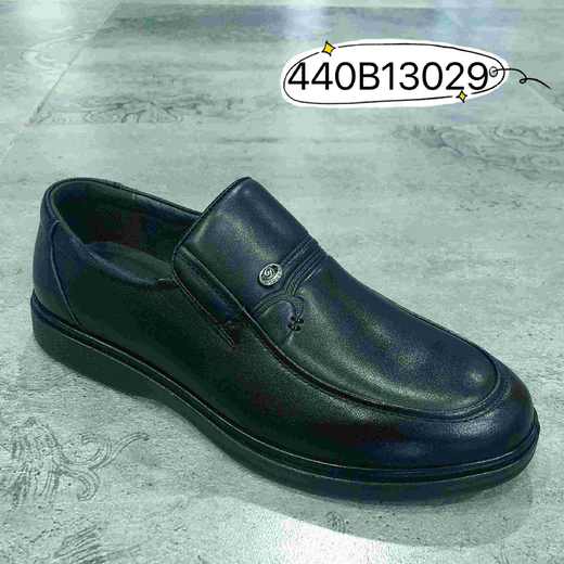 新品秋季男士牛皮舒适百搭男休闲单鞋440B13029 商品图0